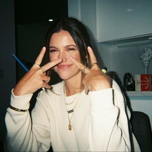 Meet your Posher, Bailey